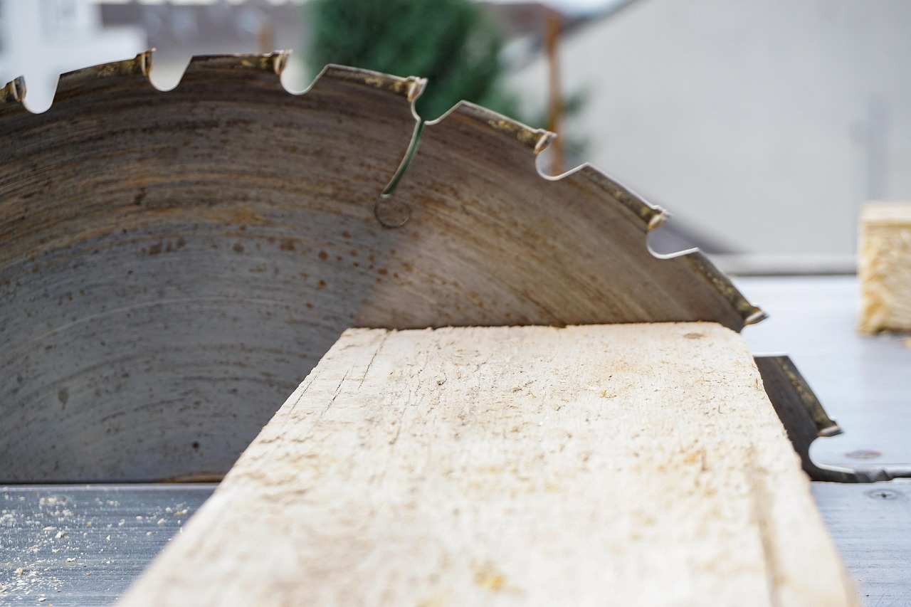 Why Hardie Board Eats Blades for Breakfast