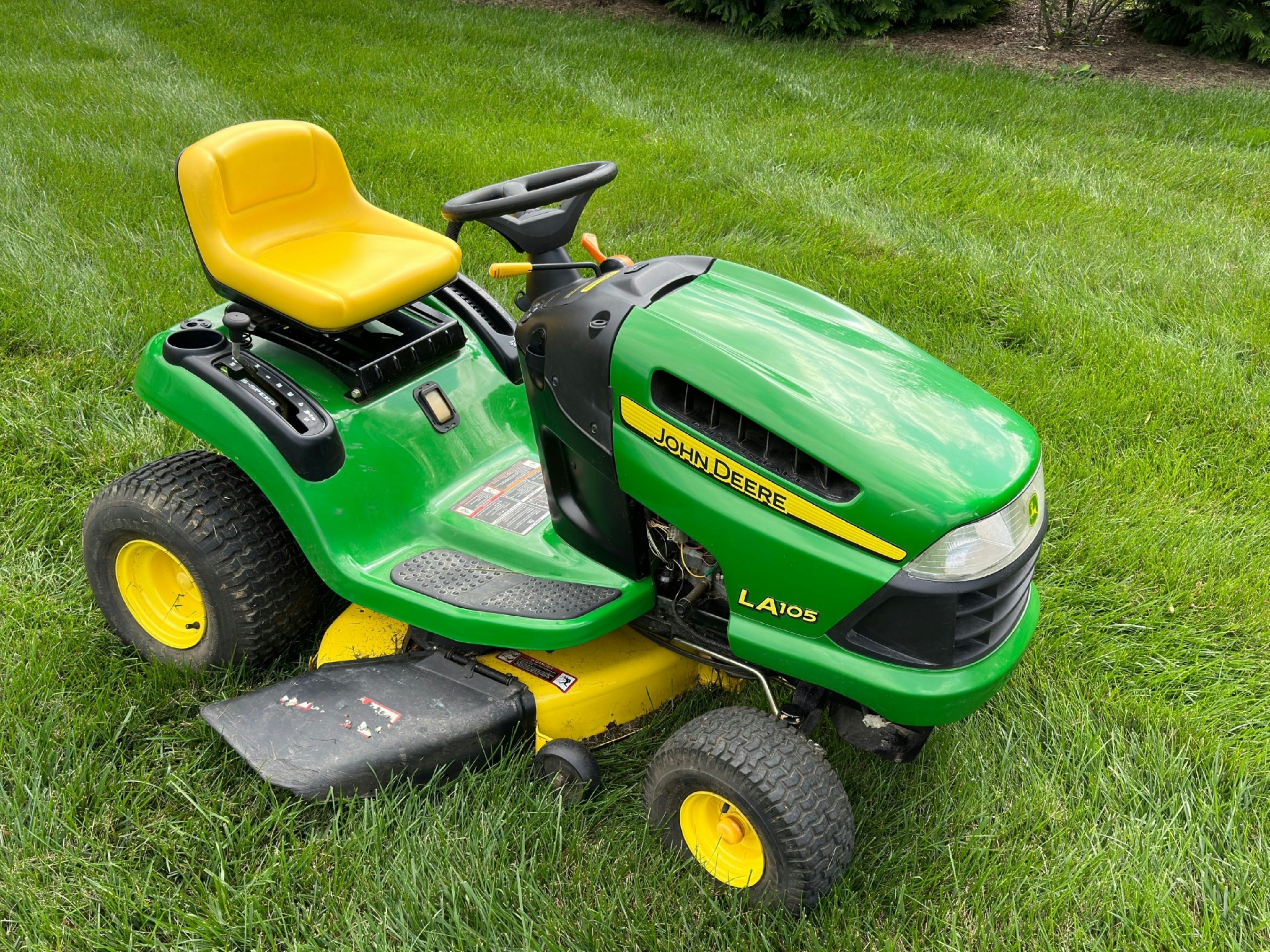 Riding Lawn Mower Dimensions: What Measurements Actually Matter
