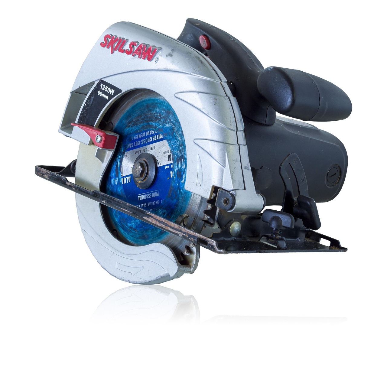OSB vs Your Circular Saw: The Resin Reality