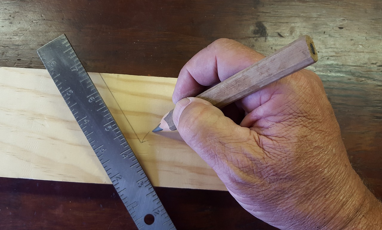 What a Woodworking Marking Gauge Is (and What It Does)